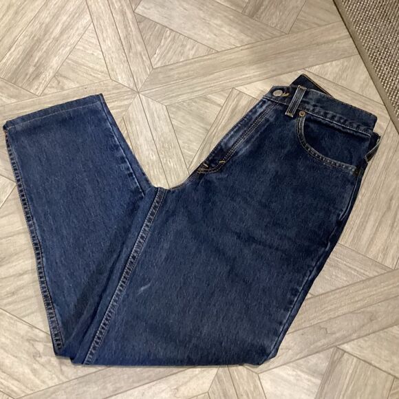 NWOT. Levi’s Women’s Size 8 Short Slim Fit with Tapered Leg 5 Pocket Jeans. - Picture 2 of 9